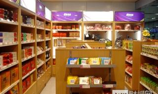 便利店货架摆放图片