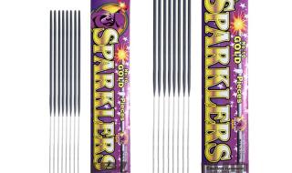 烟花树上孔雀开屏